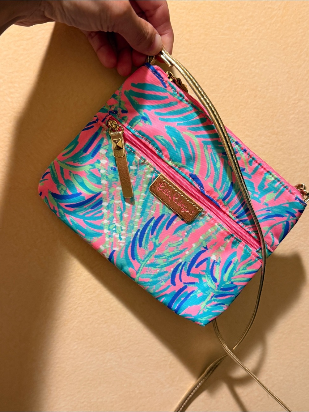 Lilly Pulitzer Zip It ID Crossbody in Cocoa Breeze - Picture 3 of 12